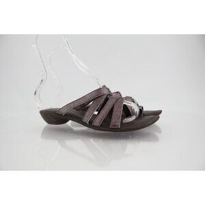 Born BOC Sandals Women 6 Rose Pink Strappy Flat Shoes Toe Loop Cross Straps